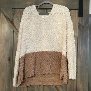 Umgee Women’s Sweater Size M